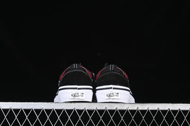 All categories Vans Vans series Vans Low Vans low-top Vans Old Skool flame red low-top casual sneakers VN000CQDBA5